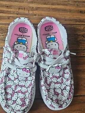 Special Edition Hello Kitty Hey Dudes Size 10 Womens